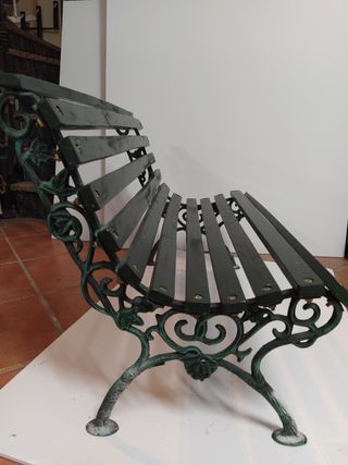 Banco jardín infantil - Madera y metal
