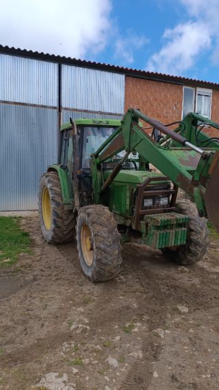 Tractor John Deere 6400
