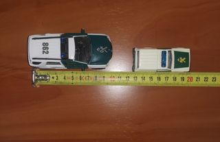 2 Coches Guardia Civil escala 1:43