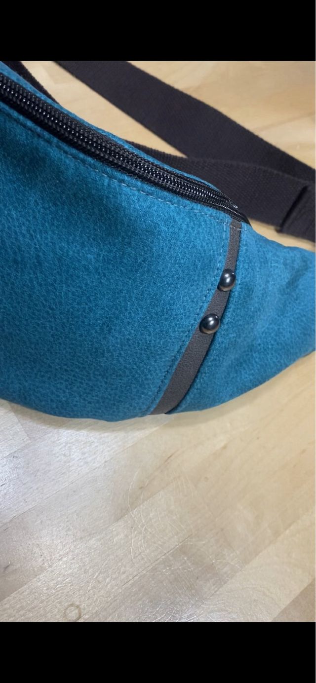 Riñonera Tejido Azul Turquesa