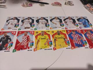 77 Cromos Adrenalyn XL 2024-25