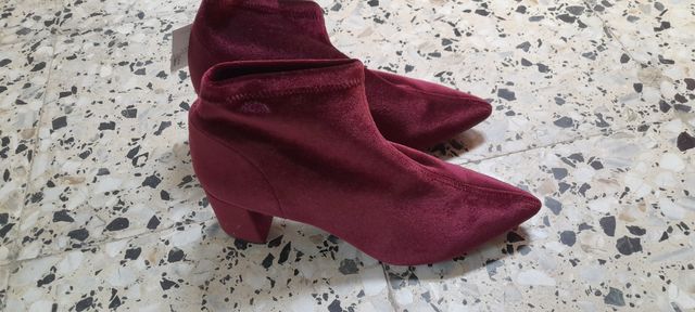 Botines terciopelo rojo