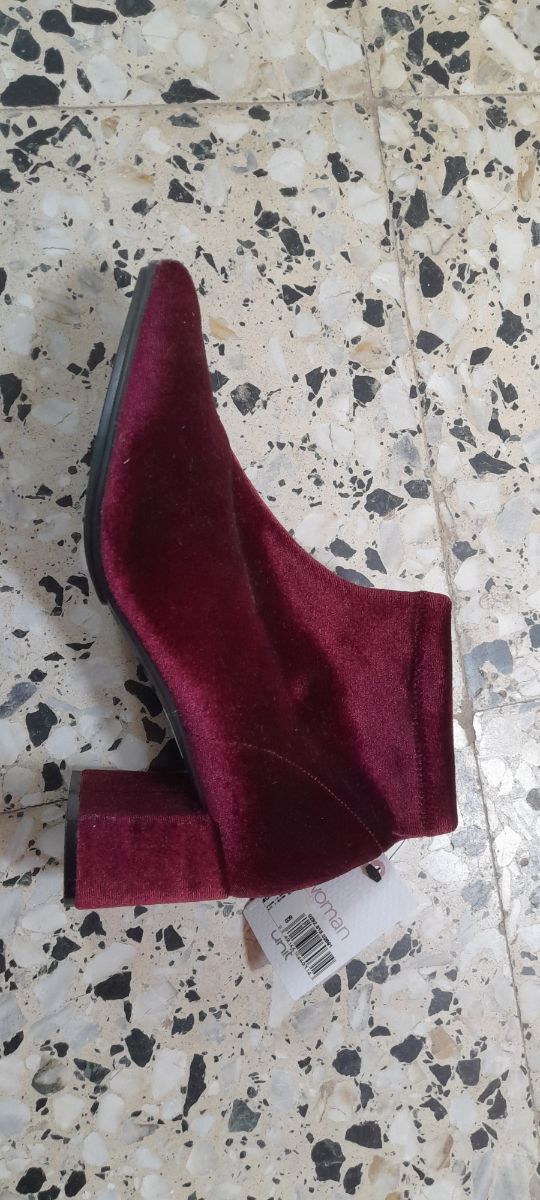 Botines terciopelo rojo