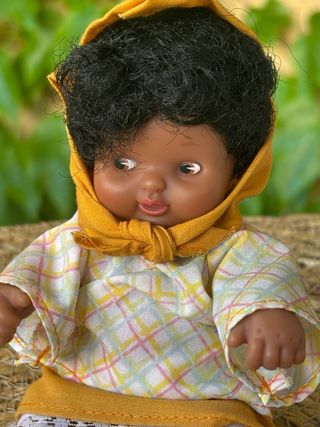 Muñeca Barriguita vintage edicion paises 