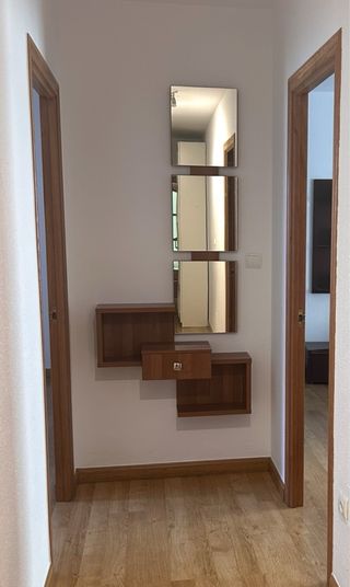 Conjunto espejo y mueble recibidor
