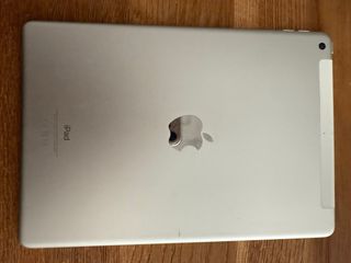 iPad Air 10.2" 256GB WiFi+Cellular. En su caja