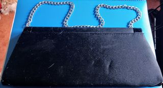 Bolso negro hombro cadena