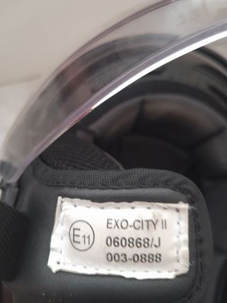 Casco moto  modelo jet Scorpion color  blanco