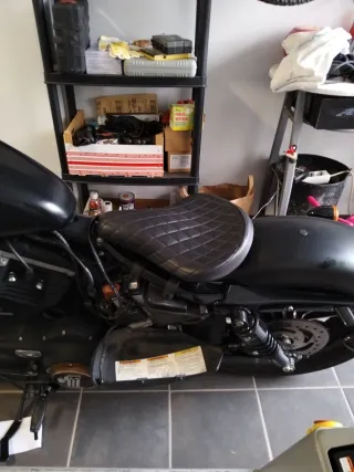 Asiento Biltwell. Para Harley Davidson.
