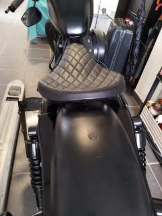 Asiento Biltwell. Para Harley Davidson.