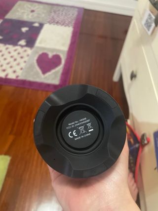 Altavoz Bluetooth con luz LED