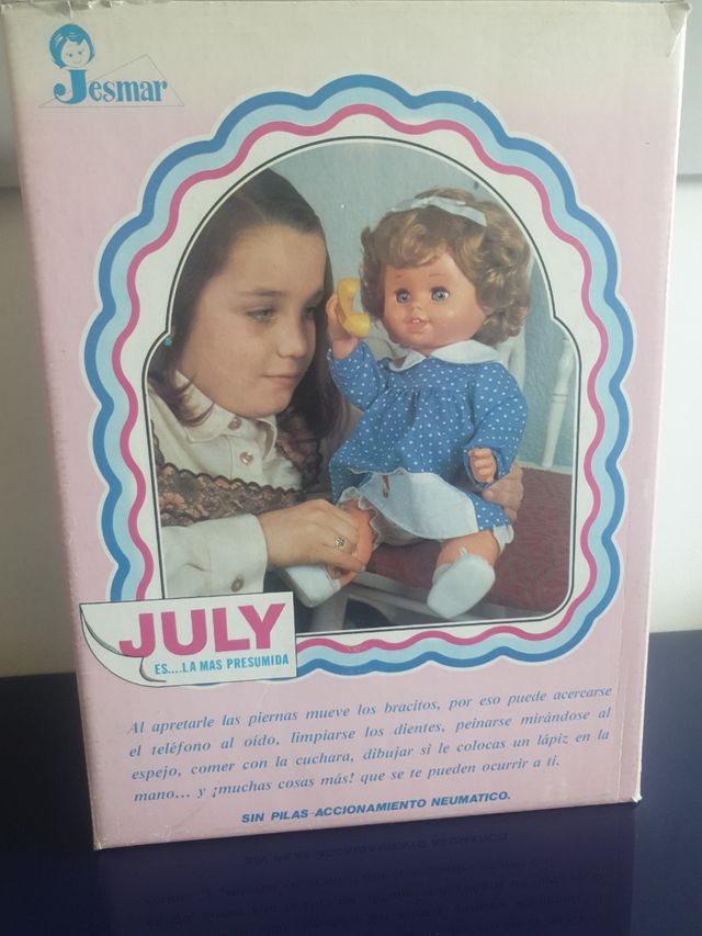 Antigua muñeca años 70 JULY