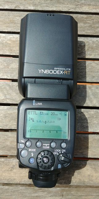 Reflex Canon EOS 70D + Objetivo + Flash