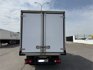 nissan frigorifico 3500 kg carne colgada