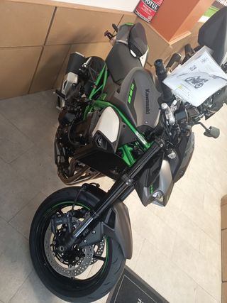 Kawasaki Performance Regiment sugomi Z900 - Moto