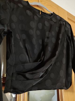Blusa Zara negra lunares - Talla M