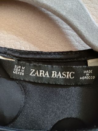 Blusa Zara negra lunares - Talla M