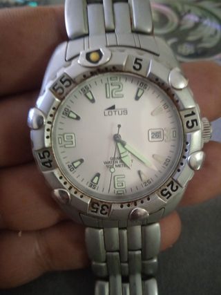 Reloj Lotus cuarzo 100m