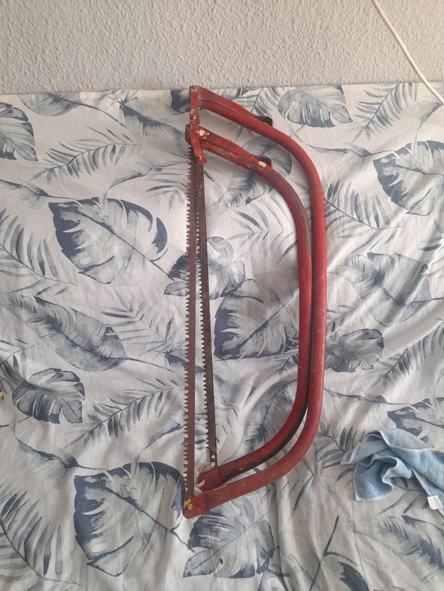 Sierras antiguas cortar madera 