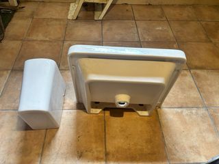 Lavabo de cerámica blanco