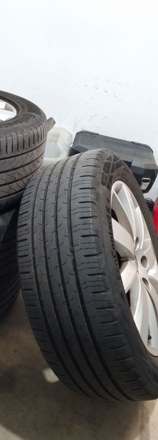 Llantas y Neumáticos (205/55/R16) w