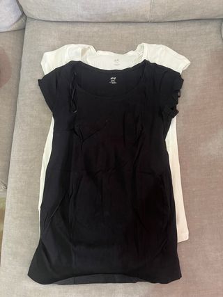 Camisetas premamá básicas manga corta marca H&M. 