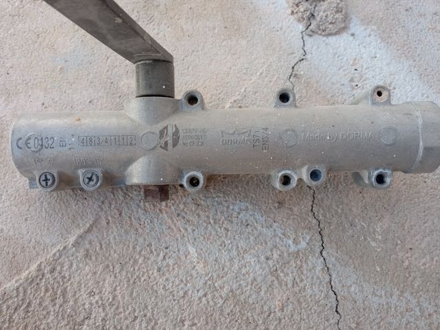 Cierrapuertas Dorma - Muelle puerta