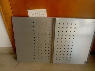 Bandejas metal armario Ikea 34x46cm. Precio 2€ uno