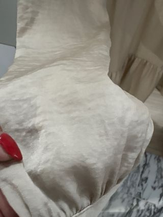 Vestido Stradivarius beige