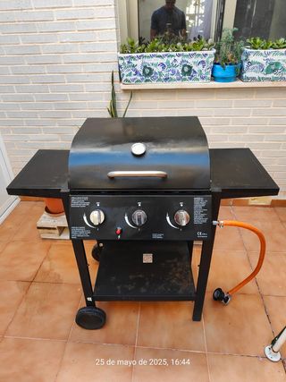 Barbacoa gas 3 fuegos