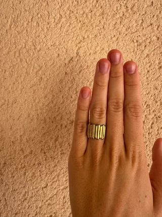 Anillo dorado estilo vintage