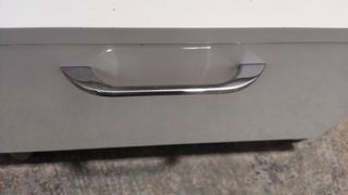 Cajonera blanca con ruedas