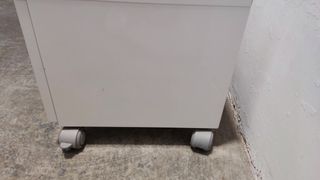 Cajonera blanca con ruedas