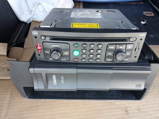 Radio CD Lancia Phedra + cargador 8CD