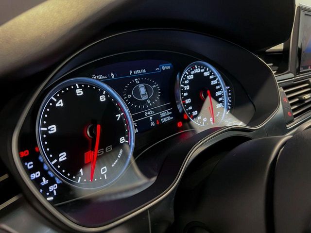 AUDI RS6 Avant 4.0 TFSI quattro tiptronic