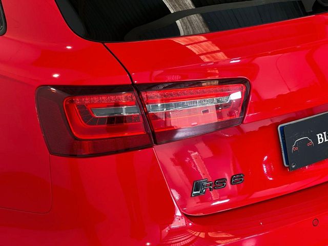 AUDI RS6 Avant 4.0 TFSI quattro tiptronic