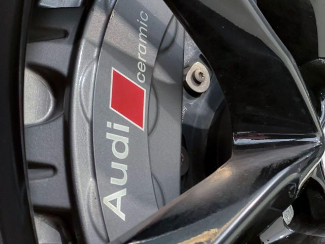 AUDI RS6 Avant 4.0 TFSI quattro tiptronic