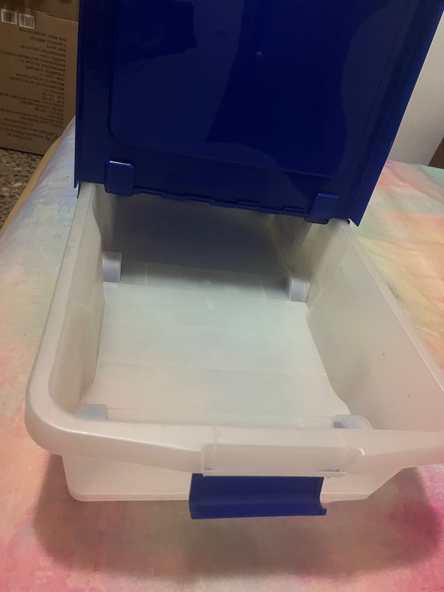 ¡SUPER OFERTA! Caja de almacenaje con ruedas