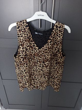 Blusa Zara leopardo talla L