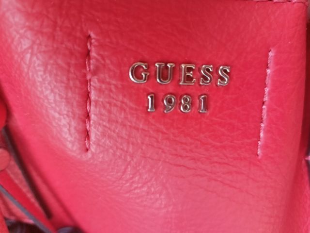 Bolso Guess piel.