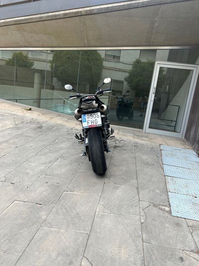 Suzuki GSR 600 - Moto