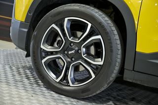 Jeep Avenger   BEV 115kW 156CV Summit 