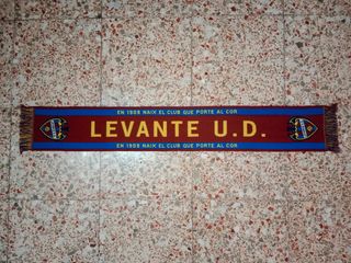 Bufanda Levante UD