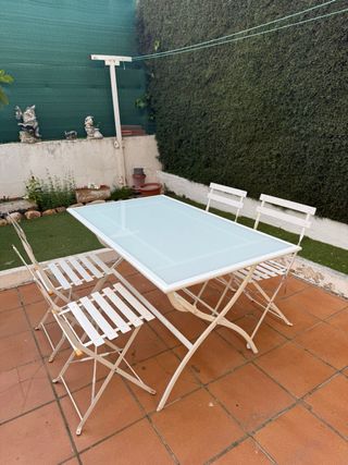 Conjunto mesa y 4 sillas exterior