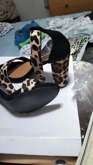 Sandalias
