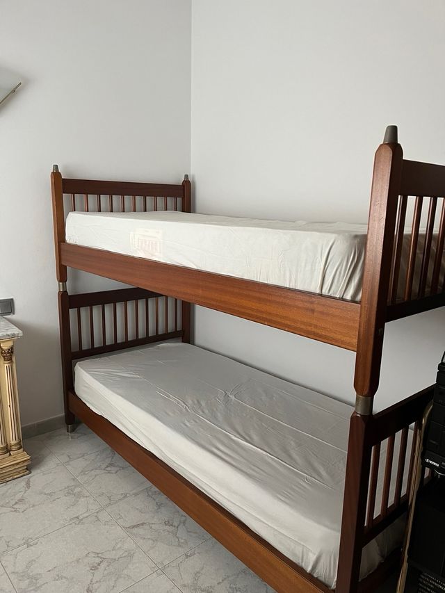 LITERAS MADERA (CONVERTIBLES EN 2 INDIVIDUALES)
