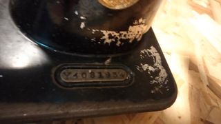 Maquina de coser Singer