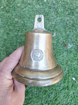 Campana antigua 1827