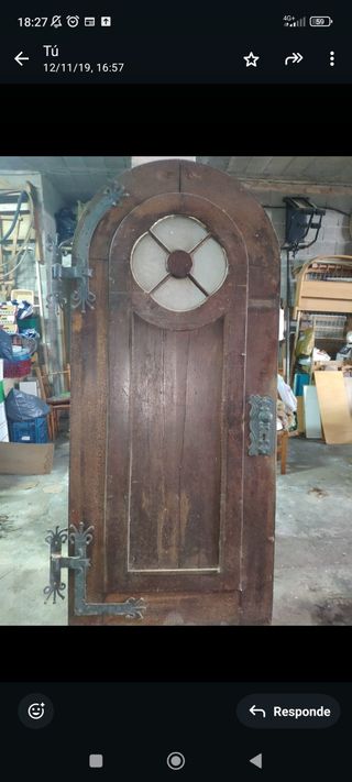 Puerta antigua entrada