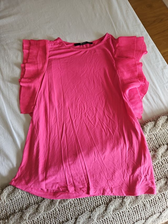 Camiseta rosa sin mangas